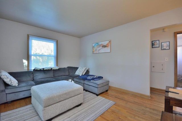 5010 W Euclid AVENUE, Milwaukee, WI 53219