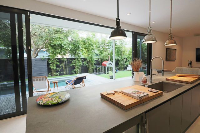 617 SW 10th St, Fort Lauderdale, FL 33315