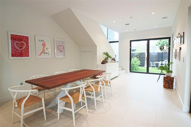 617 SW 10th St, Fort Lauderdale, FL 33315