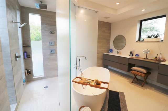 617 SW 10th St, Fort Lauderdale, FL 33315