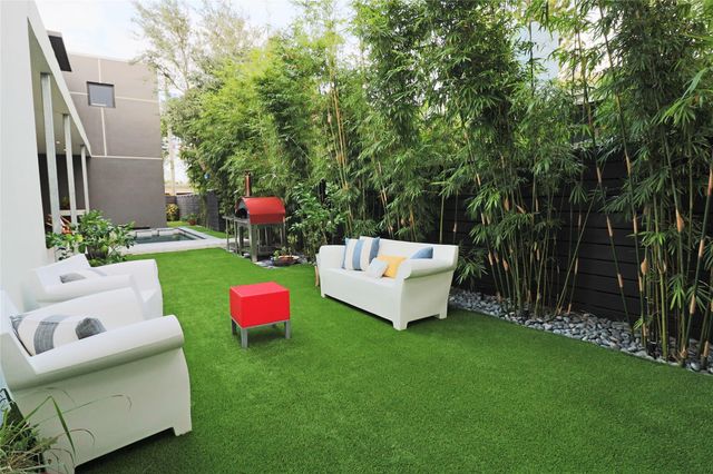 617 SW 10th St, Fort Lauderdale, FL 33315