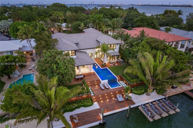 4241 Palm Lane, Miami, FL 33137