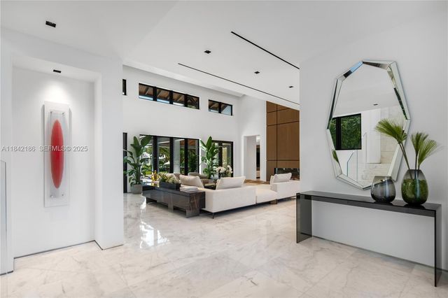 4241 Palm Lane, Miami, FL 33137