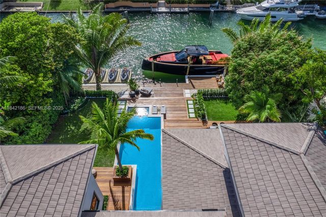4241 Palm Lane, Miami, FL 33137