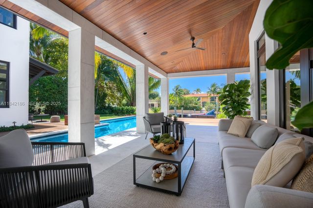 4241 Palm Lane, Miami, FL 33137