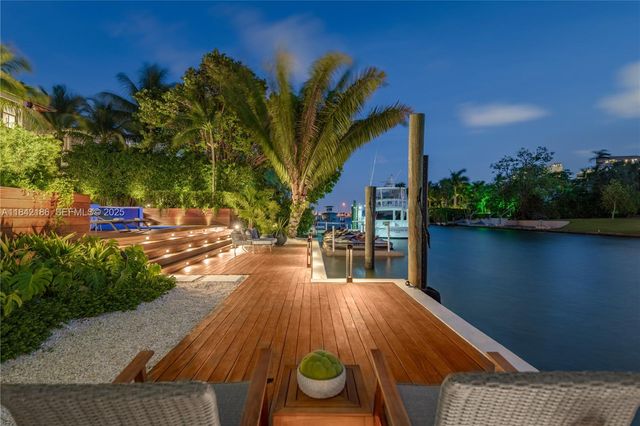4241 Palm Lane, Miami, FL 33137