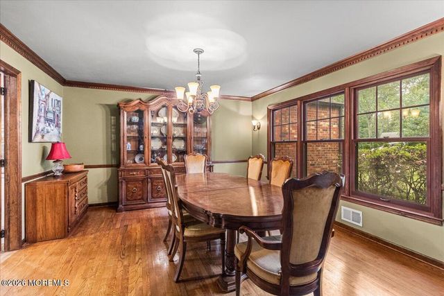 49 Pheasant Run, Freehold, NJ 07728
