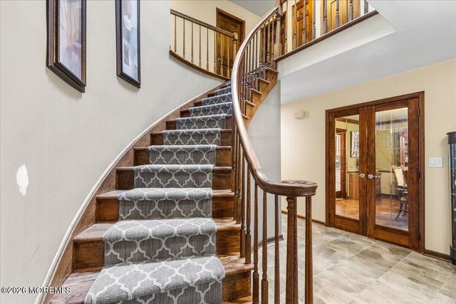 49 Pheasant Run, Freehold, NJ 07728