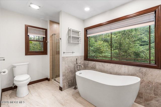 49 Pheasant Run, Freehold, NJ 07728