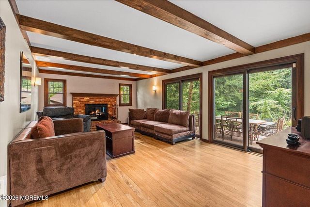 49 Pheasant Run, Freehold, NJ 07728