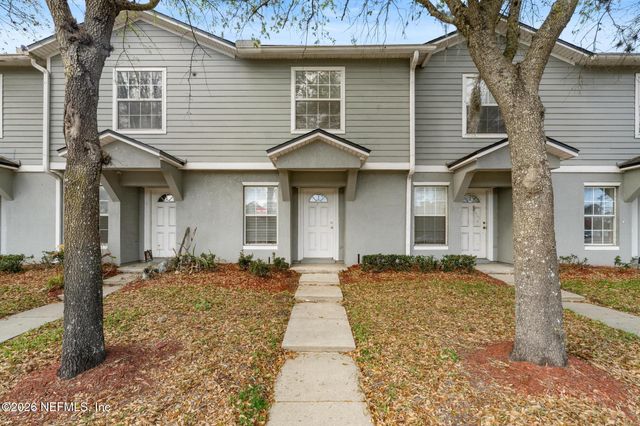 8436 MCGIRTS VILLAGE Lane 9F, Jacksonville, FL 32210