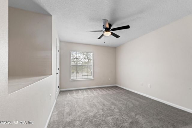 8436 MCGIRTS VILLAGE Lane 9F, Jacksonville, FL 32210