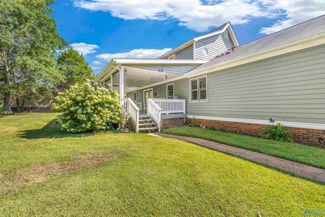 90 Terry Lynn Circle, Somerville, AL 35670