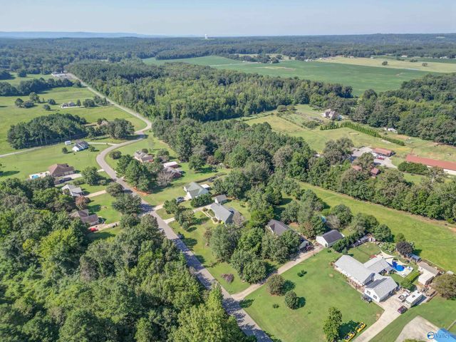 90 Terry Lynn Circle, Somerville, AL 35670