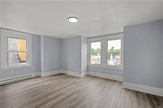 138 LINNVIEW, Carrick, PA 15210