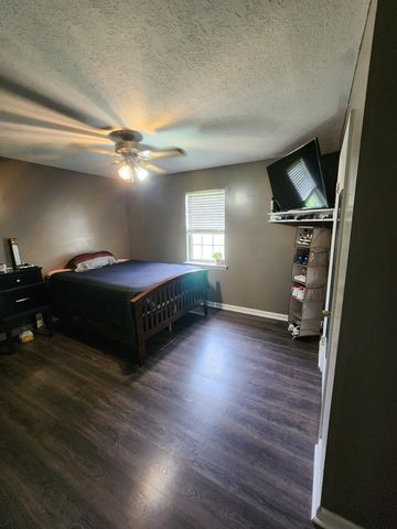 133 Sugar Creek Dr, Mcminnville, TN 37110