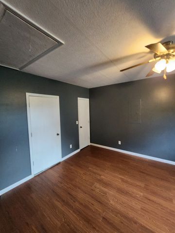 133 Sugar Creek Dr, Mcminnville, TN 37110