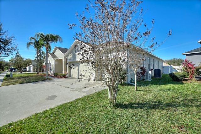 1851 SOARING HEIGHTS CIRCLE, Orlando, FL 32837