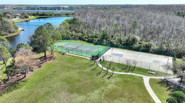 1851 SOARING HEIGHTS CIRCLE, Orlando, FL 32837