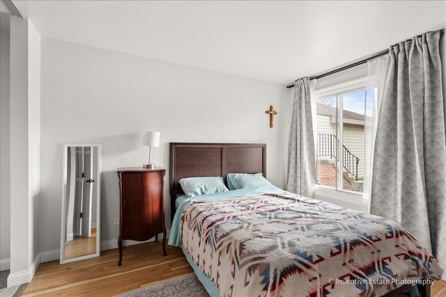 2404 Danbury Drive B1, Woodridge, IL 60517