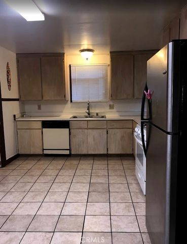 621 W 6th Street, Chico, CA 95928