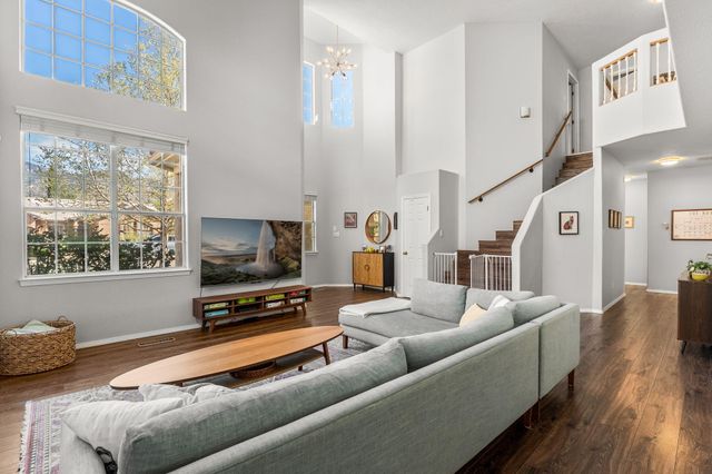 5505 Camino Arbustos NE, Albuquerque, NM 87111