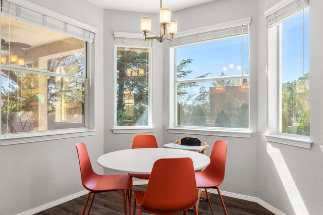 5505 Camino Arbustos NE, Albuquerque, NM 87111