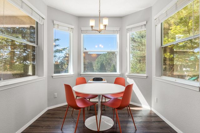 5505 Camino Arbustos NE, Albuquerque, NM 87111