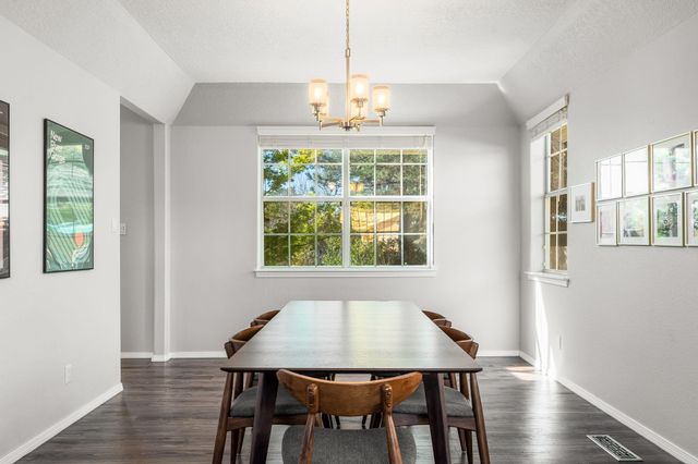 5505 Camino Arbustos NE, Albuquerque, NM 87111