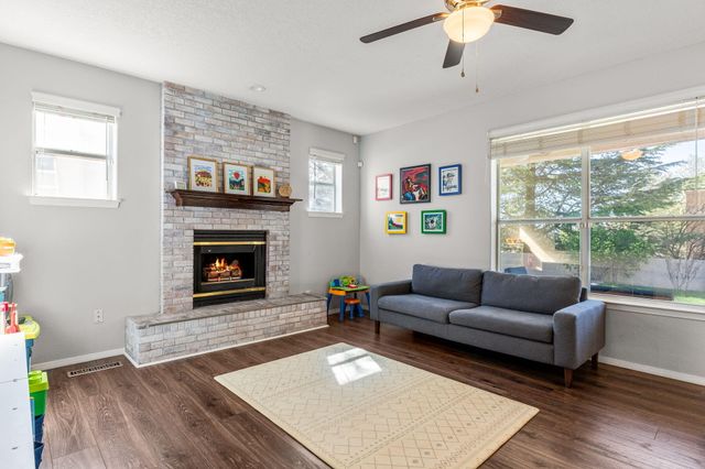 5505 Camino Arbustos NE, Albuquerque, NM 87111