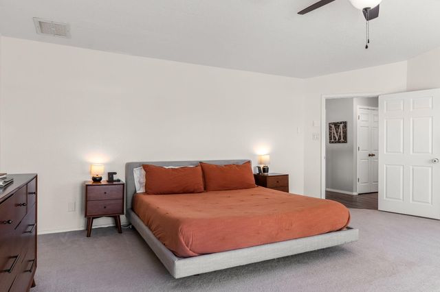 5505 Camino Arbustos NE, Albuquerque, NM 87111