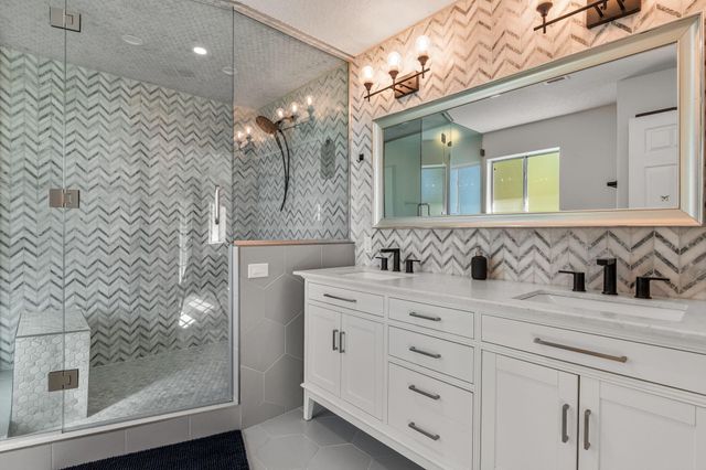 5505 Camino Arbustos NE, Albuquerque, NM 87111