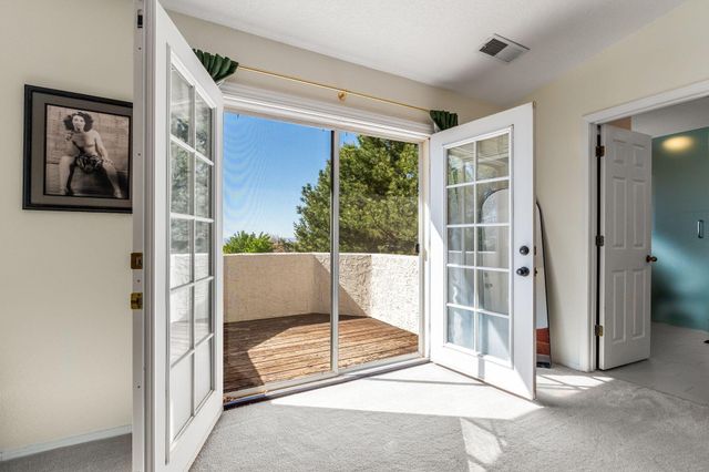 5505 Camino Arbustos NE, Albuquerque, NM 87111