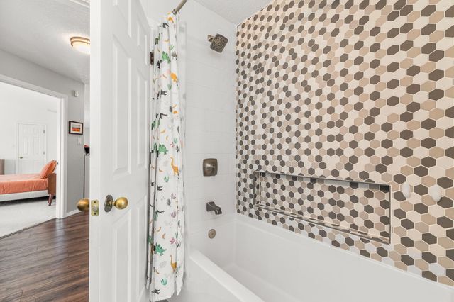 5505 Camino Arbustos NE, Albuquerque, NM 87111