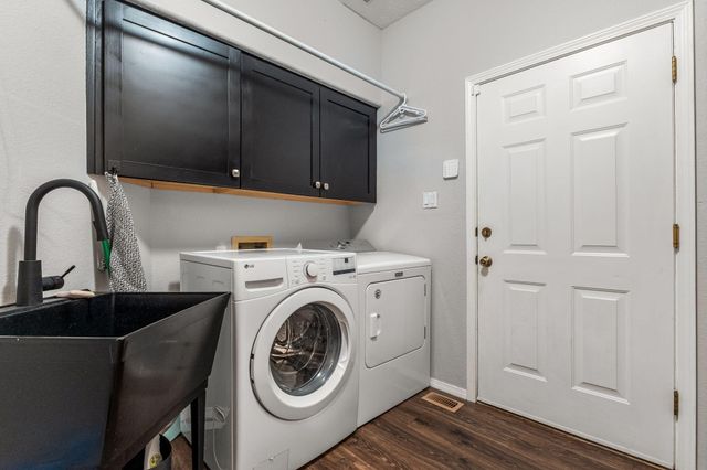 5505 Camino Arbustos NE, Albuquerque, NM 87111