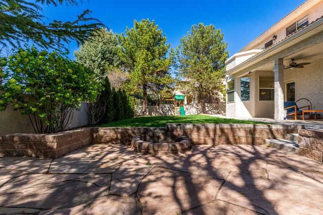 5505 Camino Arbustos NE, Albuquerque, NM 87111