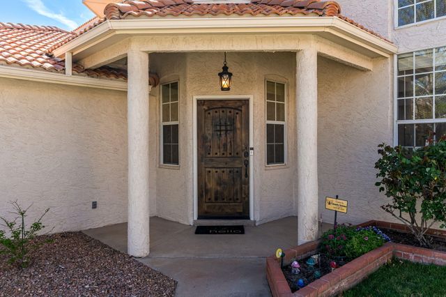 5505 Camino Arbustos NE, Albuquerque, NM 87111