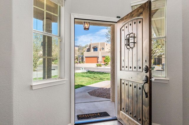 5505 Camino Arbustos NE, Albuquerque, NM 87111