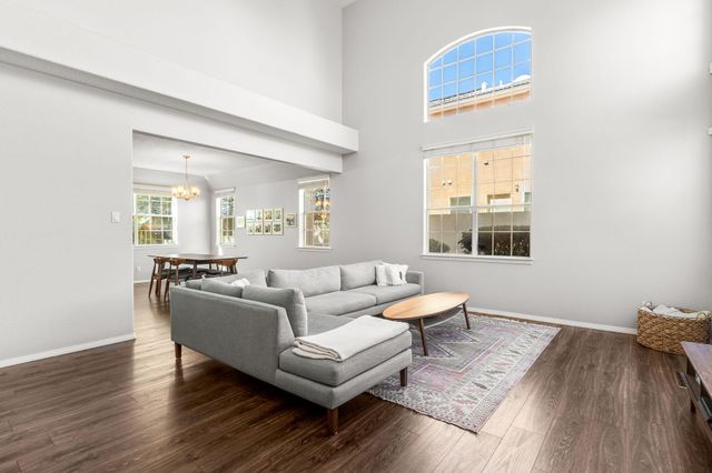 5505 Camino Arbustos NE, Albuquerque, NM 87111