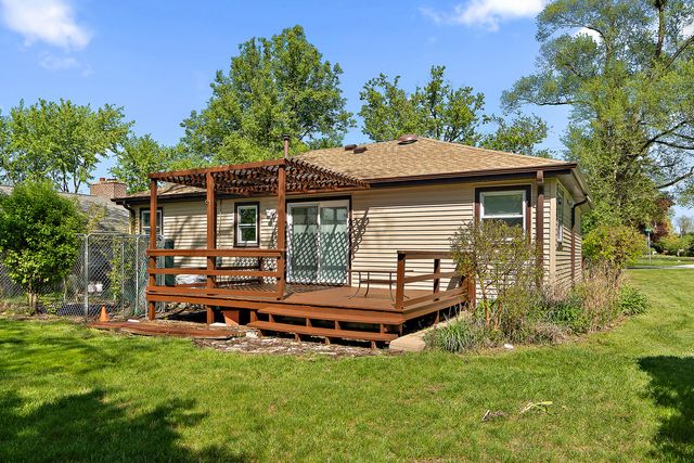 11920 S 74th Avenue, Palos Heights, IL 60463