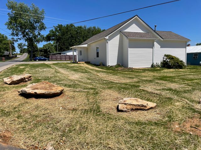 1000 Cleveland Ford Road, Nicholasville, KY 40356