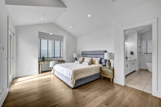 7209 Fay Ave, La Jolla, CA 92037