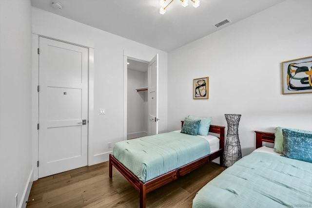 7209 Fay Ave, La Jolla, CA 92037