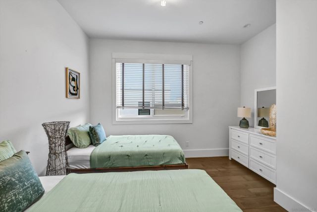 7209 Fay Ave, La Jolla, CA 92037