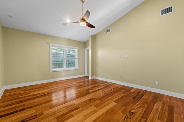 2609 Oakhaven DR, Austin, TX 78704