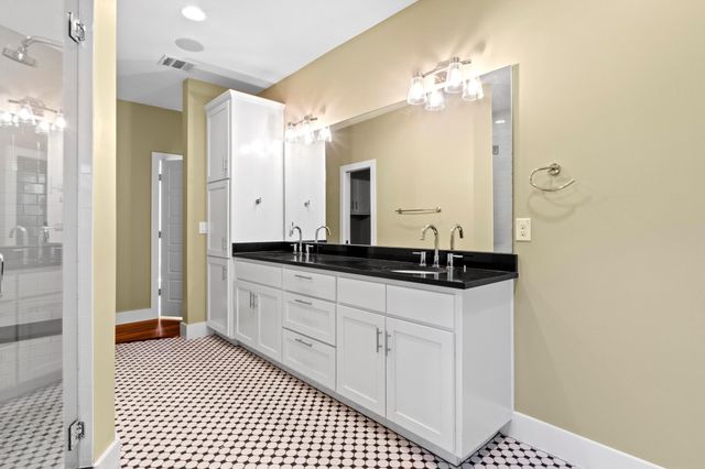 2609 Oakhaven DR, Austin, TX 78704