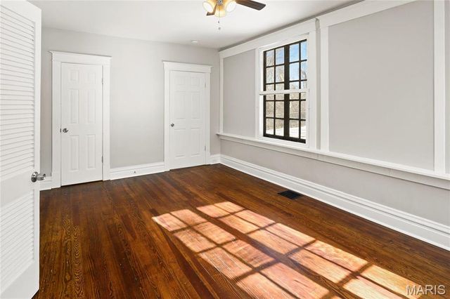 2230 Northbury Lane, St Louis, MO 63114