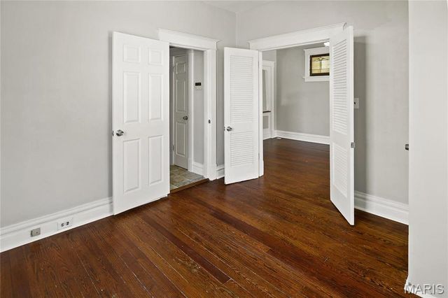 2230 Northbury Lane, St Louis, MO 63114