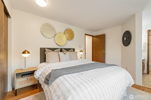 7317 30th Avenue SW, Seattle, WA 98126