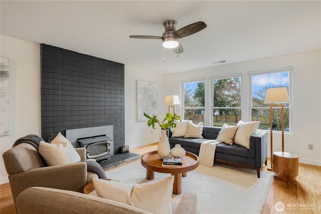 7317 30th Avenue SW, Seattle, WA 98126